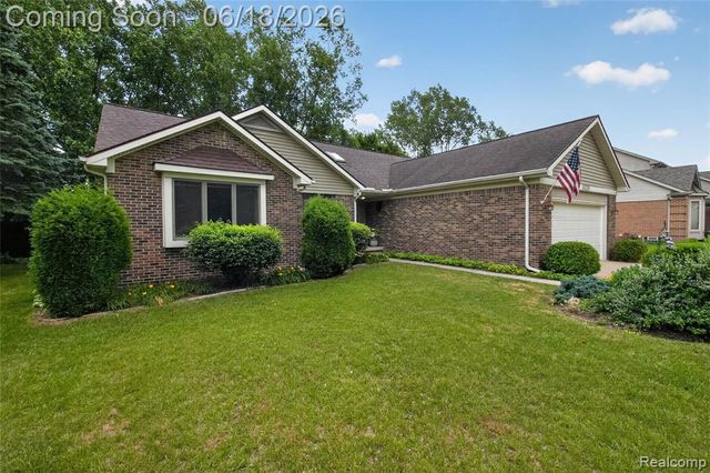 13231 Linda Vista Street, Belleville, MI 48111