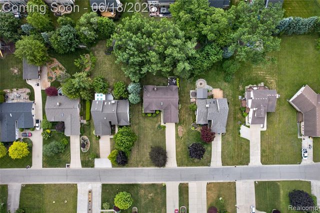 13231 Linda Vista Street, Belleville, MI 48111