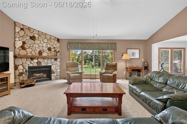 13231 Linda Vista Street, Belleville, MI 48111