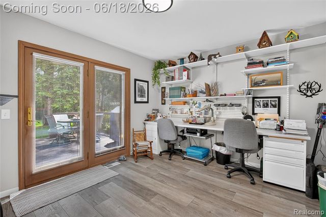 13231 Linda Vista Street, Belleville, MI 48111