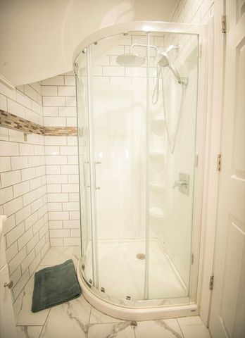 65 Stearns Ter, Chicopee, MA 01013