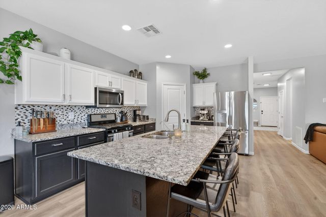 4641 W FEATHER PLUME Drive, San Tan Valley, AZ 85144