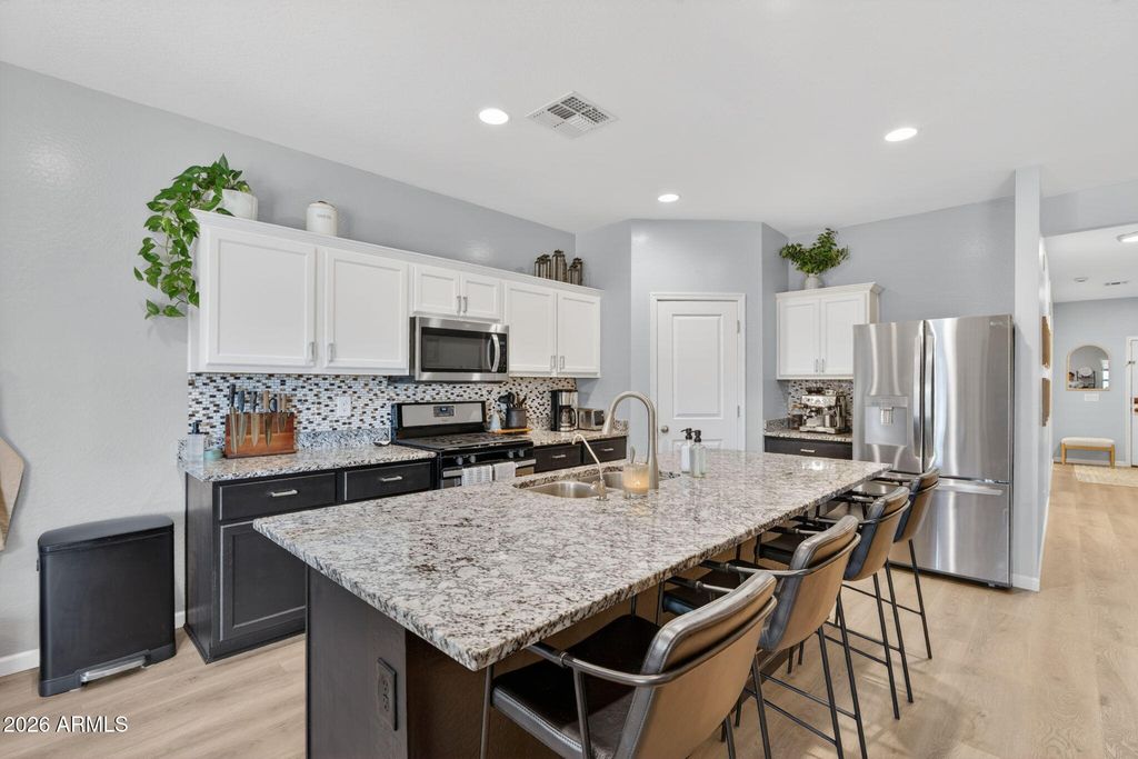 4641 W FEATHER PLUME Drive, San Tan Valley, AZ 85144 — photo 5