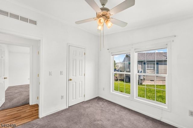 3 Lantern Ln, White Twp., NJ 07823