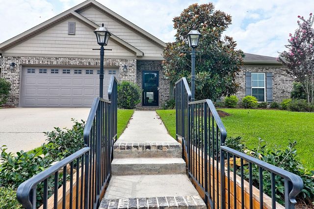406 Ridgeland Rd, Dothan, AL 36301