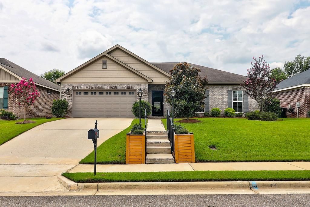 406 Ridgeland Rd, Dothan, AL 36301