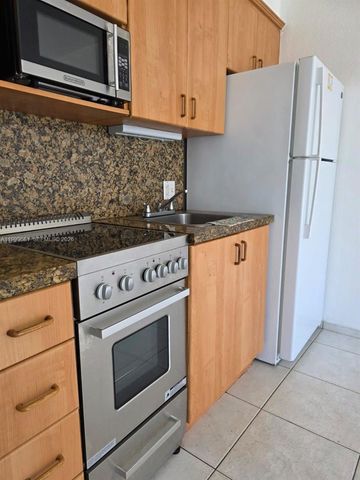 16450 NW 2nd Ave 101, Miami, FL 33169