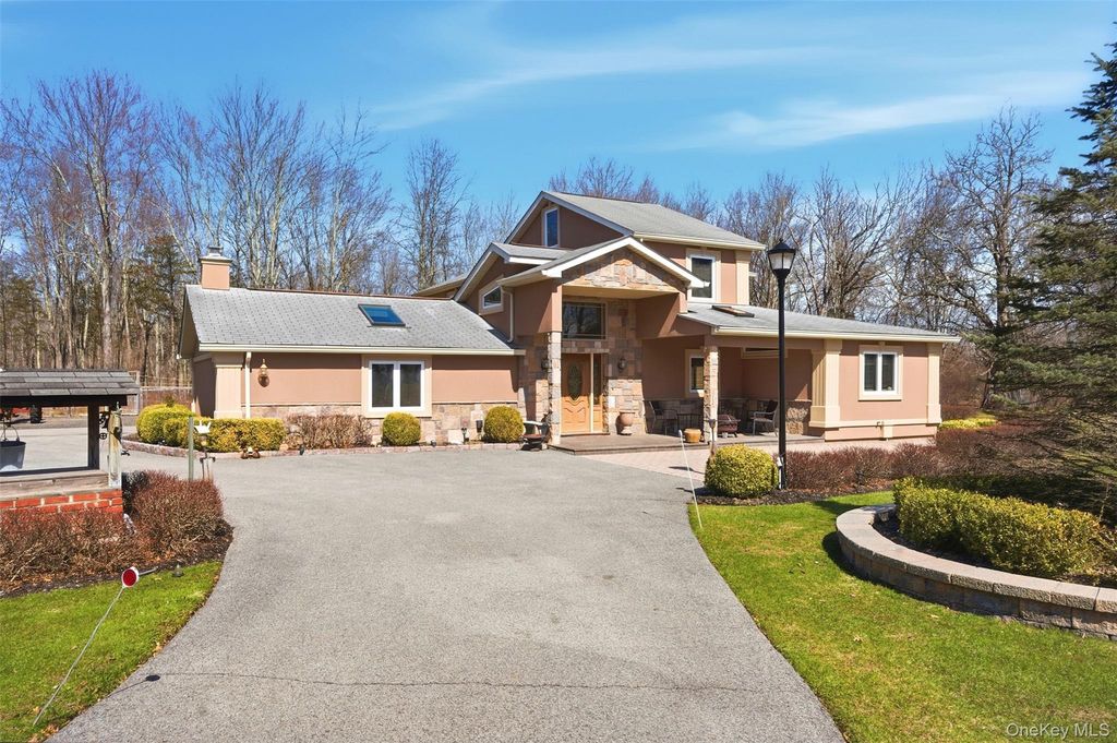 801 Albany Post Road, Gardiner, NY 12525