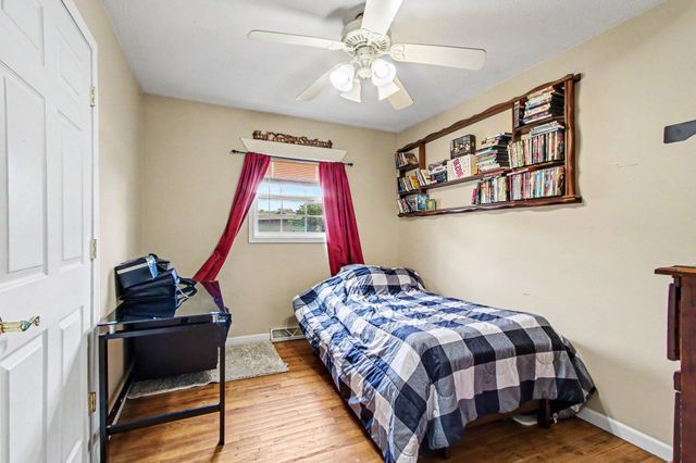 5702 Lute Road, Portage, IN 46368