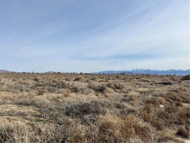 105 E Avenue H, Lancaster, CA 93535