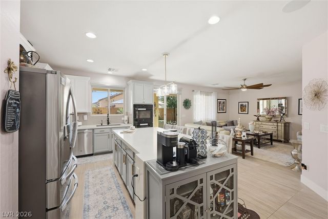 7508 Abby View Street, Las Vegas, NV 89166