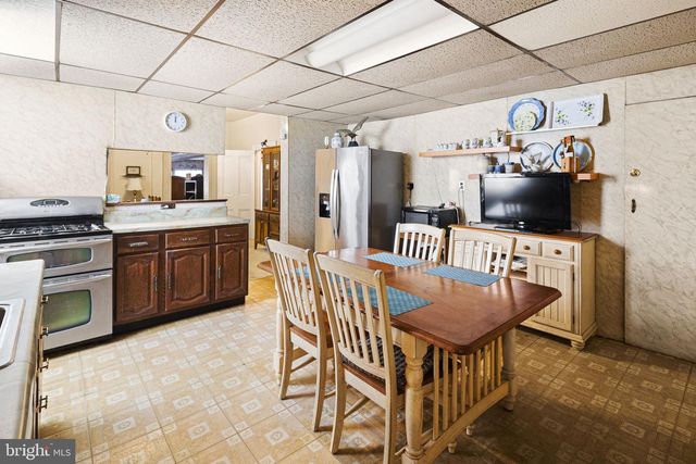 244 HERMITAGE ST, Philadelphia, PA 19127