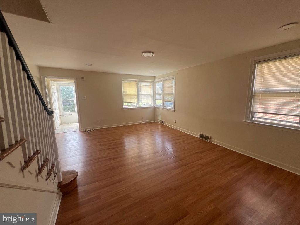 1109 KERPER ST, Philadelphia, PA 19111 — photo 3