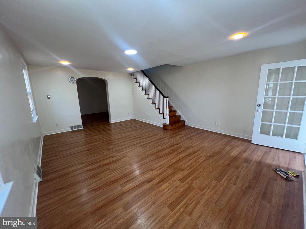 1109 KERPER ST, Philadelphia, PA 19111 — photo 4