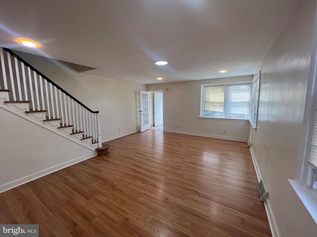 1109 KERPER ST, Philadelphia, PA 19111 — photo 5