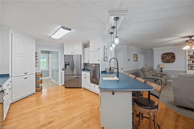 2135 Buck Shoals Road, Hamptonville, NC 27020