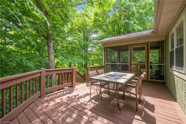 2135 Buck Shoals Road, Hamptonville, NC 27020