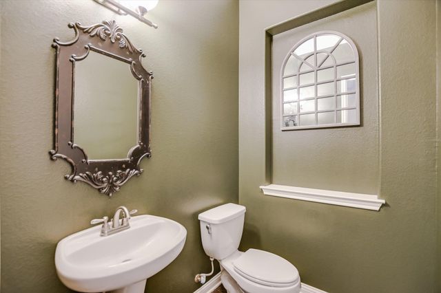 106 Wester Ross LN, Austin, TX 78738