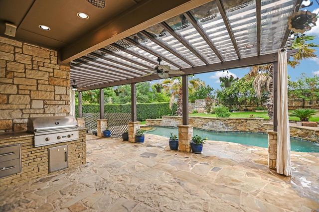 106 Wester Ross LN, Austin, TX 78738