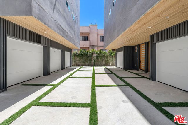 4333 Dixie Canyon Avenue, Sherman Oaks, CA 91423