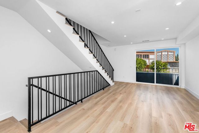 4333 Dixie Canyon Avenue, Sherman Oaks, CA 91423