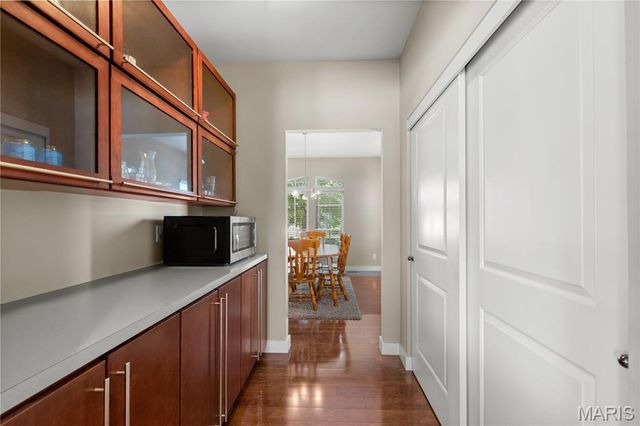 100 Berry Manor Circle, St Peters, MO 63376