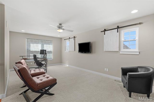 100 Berry Manor Circle, St Peters, MO 63376