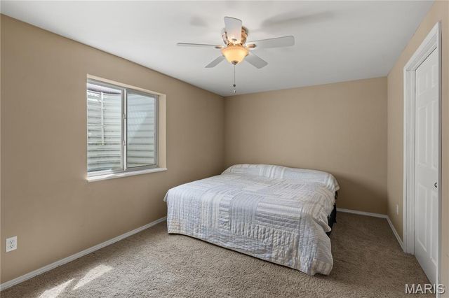 100 Berry Manor Circle, St Peters, MO 63376