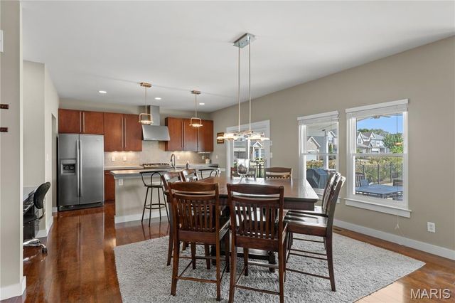 100 Berry Manor Circle, St Peters, MO 63376