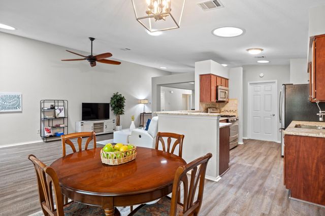 12806 Blackfoot TRL, Austin, TX 78729