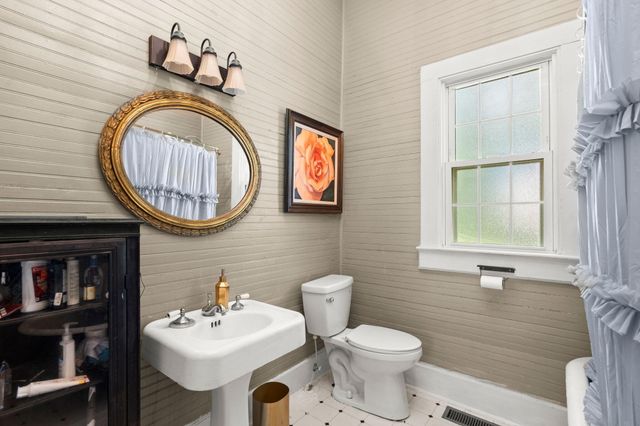 504 W Raysor Street, Saint George, SC 29477