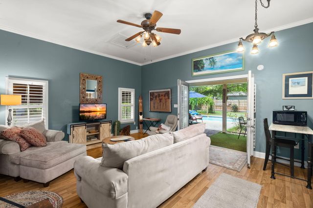504 W Raysor Street, Saint George, SC 29477