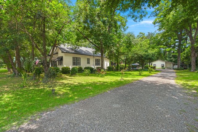 504 W Raysor Street, Saint George, SC 29477