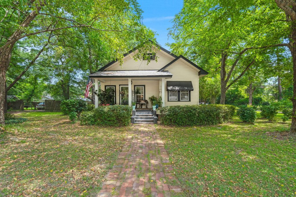 504 W Raysor Street, Saint George, SC 29477