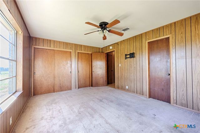 1168 County Road 450, Hallettsville, TX 77964