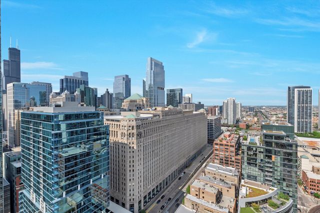 400 N LaSalle Drive 3208, Chicago, IL 60654