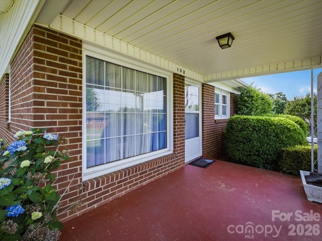 132 Starmount Circle 85-88, Morganton, NC 28655