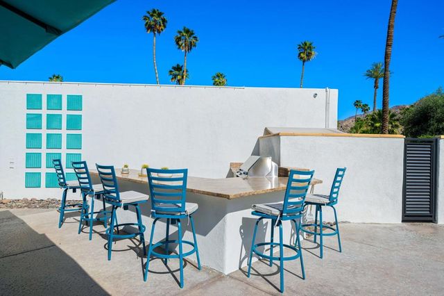 45855 Apache Road, Indian Wells, CA 92210
