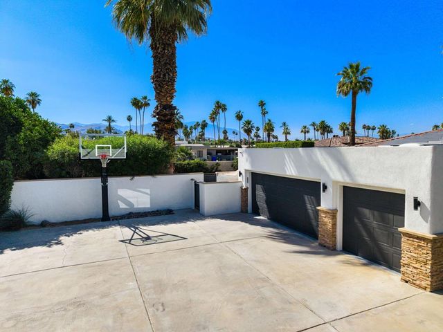 45855 Apache Road, Indian Wells, CA 92210