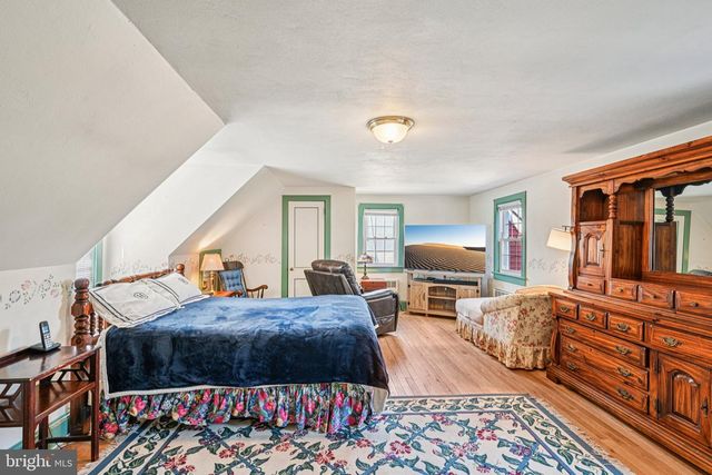 644 PARKWAY AVE, Ewing, NJ 08618