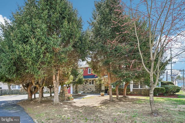 644 PARKWAY AVE, Ewing, NJ 08618