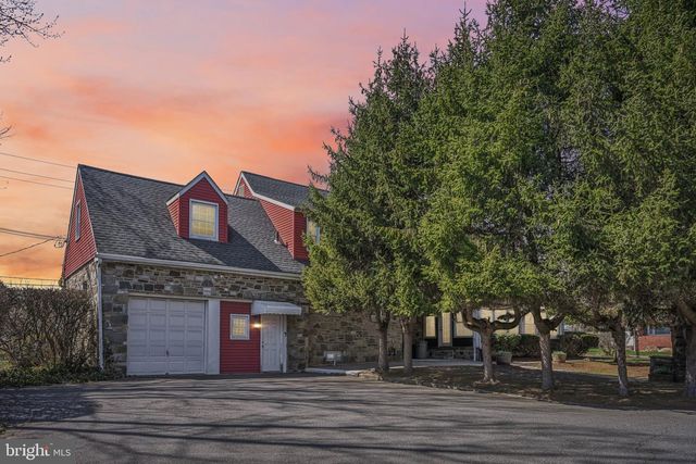 644 PARKWAY AVE, Ewing, NJ 08618