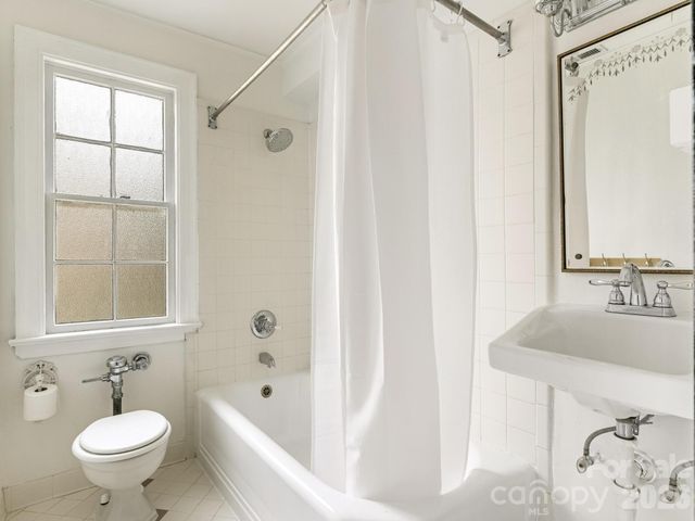 108 Colville Road 22A, Charlotte, NC 28207