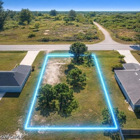 2732 NW 11th TER, Cape Coral, FL 33993