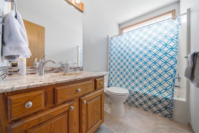 2314 N Parkridge Ct, Wichita, KS 67205