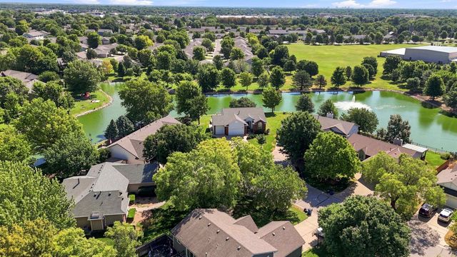 2314 N Parkridge Ct, Wichita, KS 67205