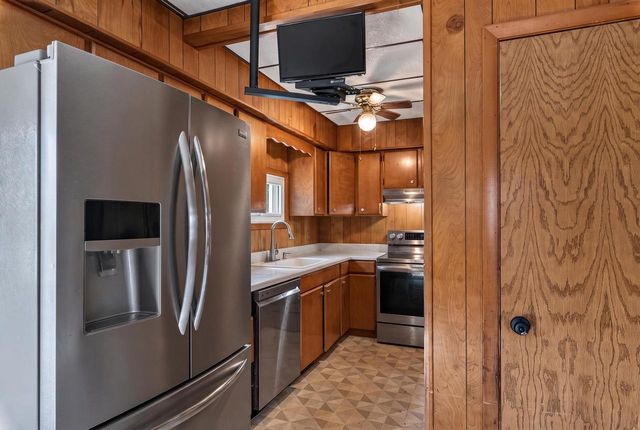 355 W State STREET, Hartford, WI 53027
