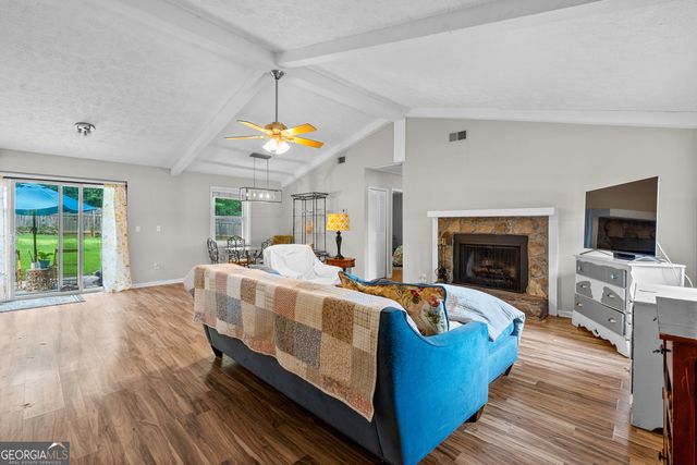 21 Barberry Drive, Newnan, GA 30265