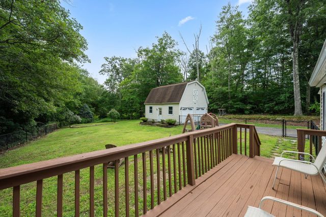 1 Shady Ln, Leicester, MA 01524