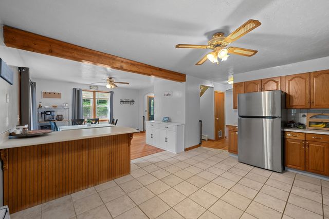 1 Shady Ln, Leicester, MA 01524